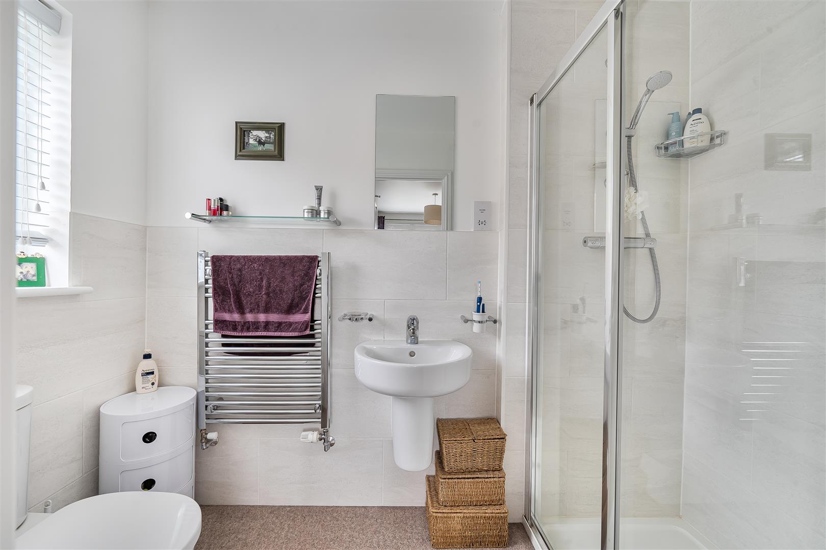 En Suite Shower Room